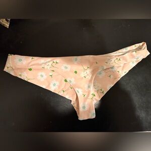 Frankie’s Bikinis • Cheeky Bottoms